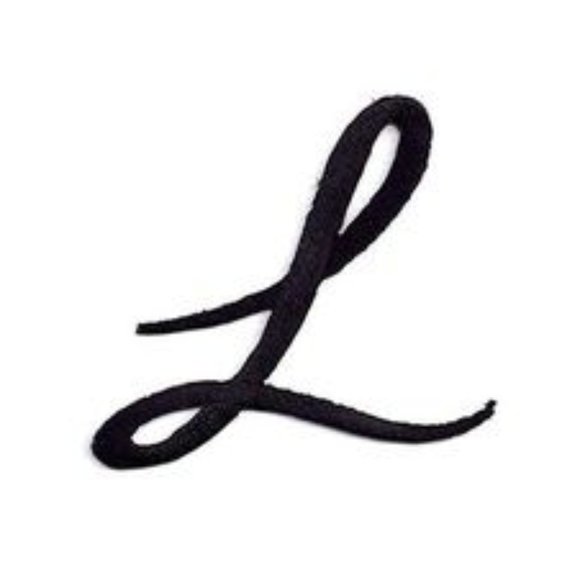 Meet your Posh Ambassador, Leandra! - Picture 2 of 2